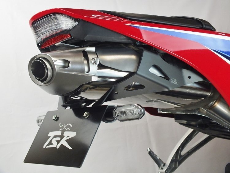 CBR1100XX[15社外テクニカルスポーツバックステップ]｝B CBR1100XX TSR（テクニカルスポーツ） バックステップ