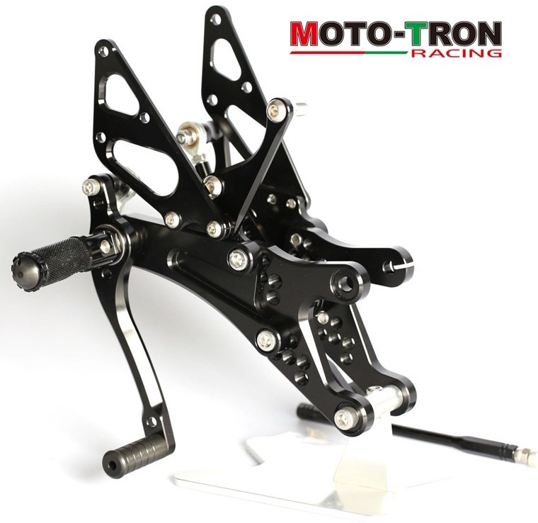 MOTO-TRON RACING モトトロンレーシング バックステップキット YZF-R1 YAMAHA ヤマハ バックステップ ステップ 足回り