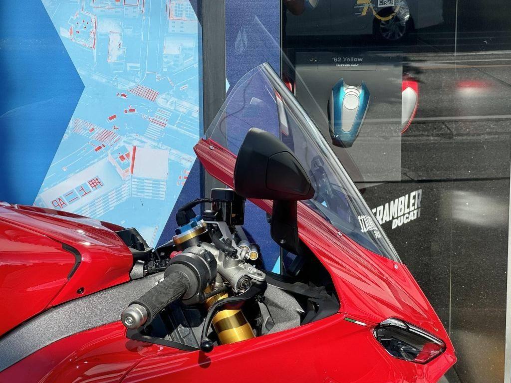 de LIGHT ディライト アップタイプスクリーン PANIGALE V4 S DUCATI ドゥカティ スクリーン 外装