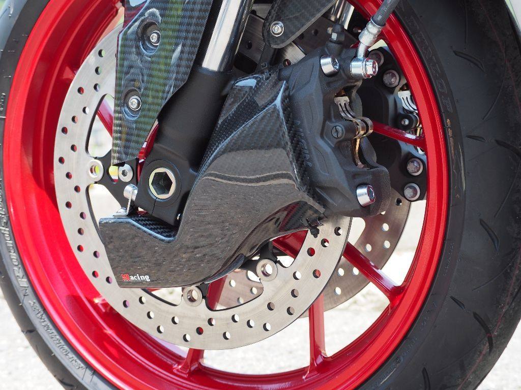 Magical Racing マジカルレーシング キャリパークーリングダクト GSX-8R SUZUKI スズキ エアスクープ・エアダクト 外装