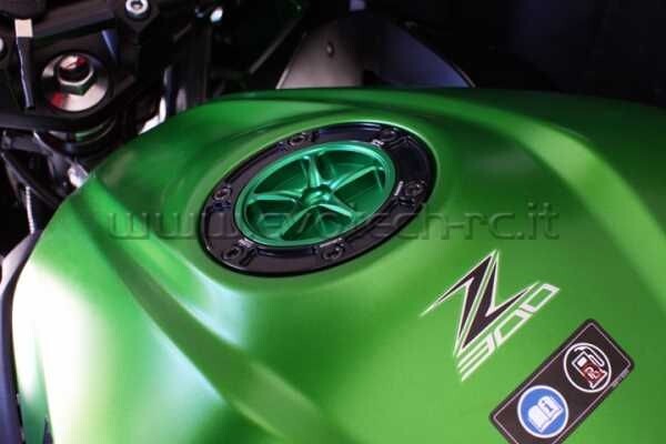 EVOTECH エボテック Fuel Cap， Green ガソリンタンクキャップボルト タンク関連 外装｜ウェビック　店