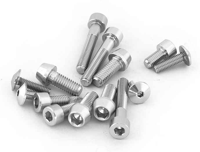 EVOTECH エボテック Fairing Bolts Kit， Silver その他外装オプション・補修部品 外装｜ウェビック　店
