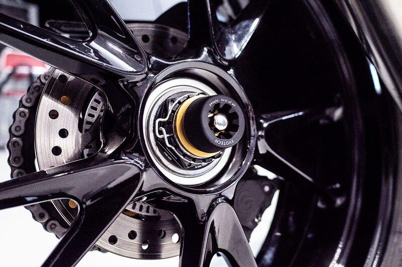 EVOTECH エボテック Rear Axle Fork Protector， Black アクスルスライダー フレーム