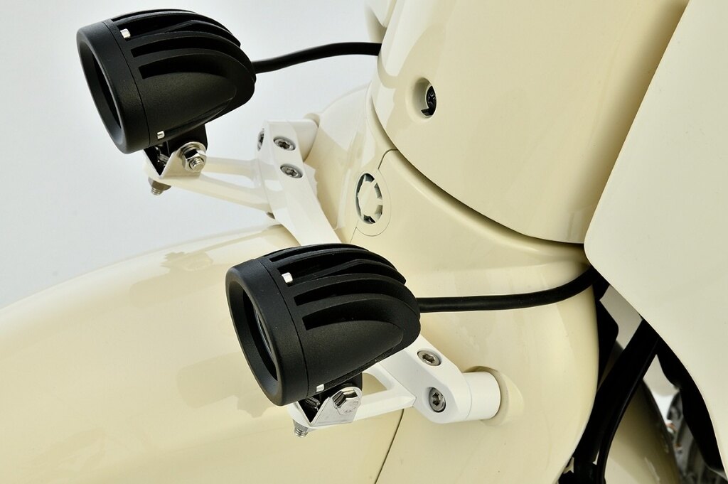OVER オーヴァー フォグランプステー スーパーカブ C110 HONDA ホンダ フォグランプ 灯火類 電装系 カラー：ホワイトパウダーコート仕上げ
