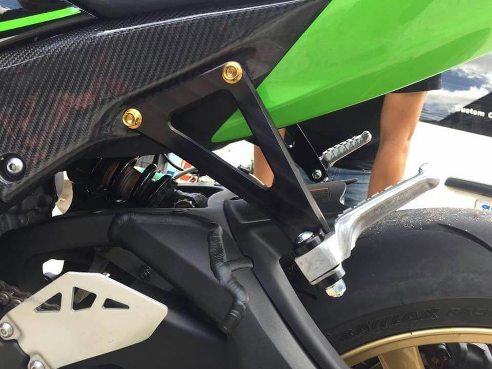 RSV racing アールエスブイレーシング Rear Pegs ZX10_16 ZX10 KAWASAKI カワサキ フットペグ ステップ 足回り