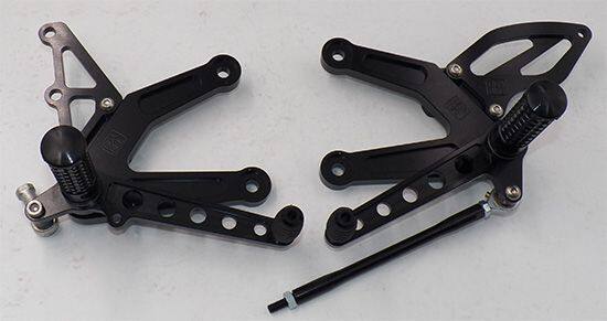 GIGA BIKE FACTORY ギガバイクファクトリー Racing Rearsets Ninja 400 Step-2 NINJA KAWASAKI カワサキ バックステップ ステップ 足回り|ウェビック 店