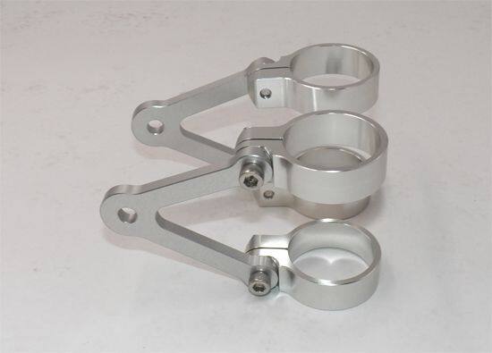 GIGA BIKE FACTORY ギガバイクファクトリー 41mm CNC Aluminum Headlight Brackets (68mm Short) ヘッドライト 灯火類 電装系|ウェビック 店