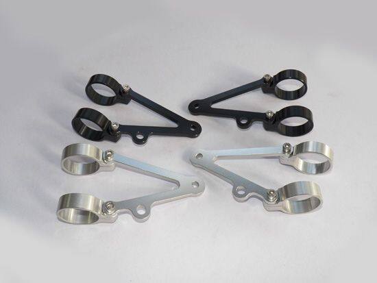 GIGA BIKE FACTORY ギガバイクファクトリー 41mm CNC Headlight Brackets ヘッドライト 灯火類 電装系|ウェビック 店