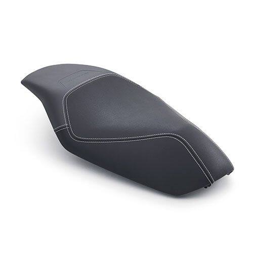 Y&rsquo;S GEAR(YAMAHA) ワイズギア ローダウンシート AEROX YAMAHA ヤマハ シート シート関連 外装 ステッチカラー：グレー(メーカー品番：Q5KYSK170G02)｜ウェビック　店