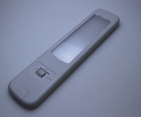 OGUshow オグショー ドア連動スイッチ付 LEDルームランプ トランポ用品