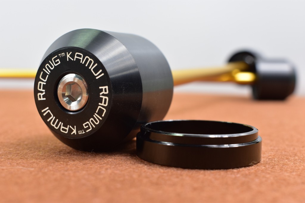 KAMUI カムイ Front-Rear Axle Protector Z650 KAWASAKI カワサキ アクスルスライダー フレーム