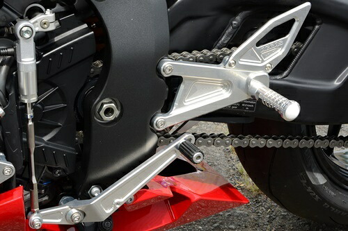 AGRAS アグラス バックステップ CBR1000RR-R HONDA ホンダ ステップ 足回り｜ウェビック　店
