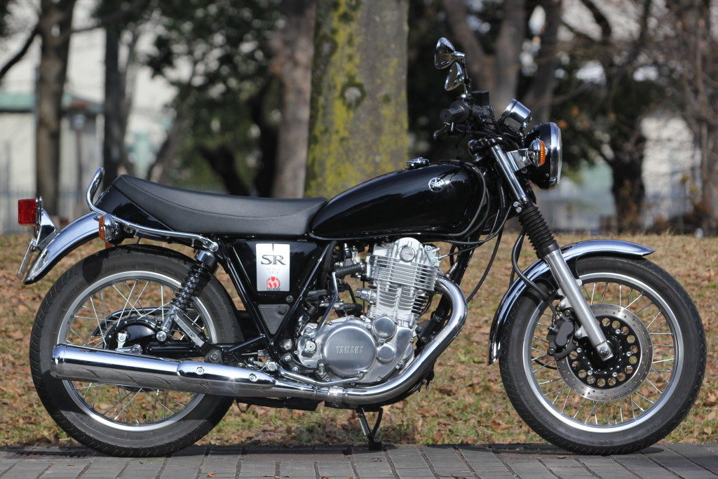 楽天市場】BORE ACE ボアエース バックステップ メインプレートカラー：シルバー SR400 YAMAHA ヤマハ : ウェビック 楽天市場店