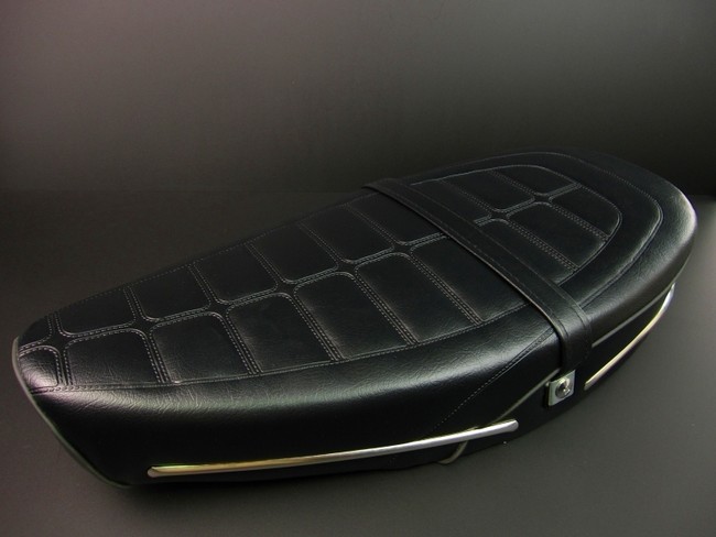 楽天市場】シャリー カスタムシート 薄型2段 ブラック : バイク