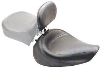 MUSTANG マスタング ツーリングヴィンテージワイドソロシート ドライバーバックレスト付き/スタッド コンチョなし (Wide Touring Vintage Solo Seat with Driver Backrest，No Studs，No Conchos)【SEAT WDVN SOL DBR6-17FXD】 HARLEY-DAVIDSON ハーレーダビッドソン 外装