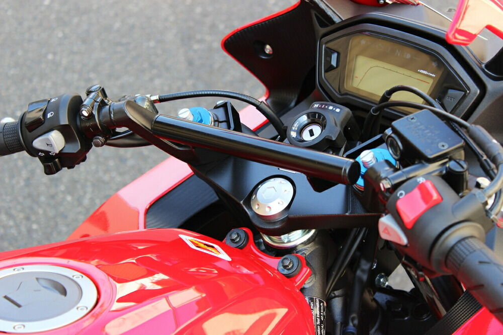 ホンダ Cbr400r 走り スタイルともに一段とスポーティに変身 試乗インプレ レビュー バイクブロス