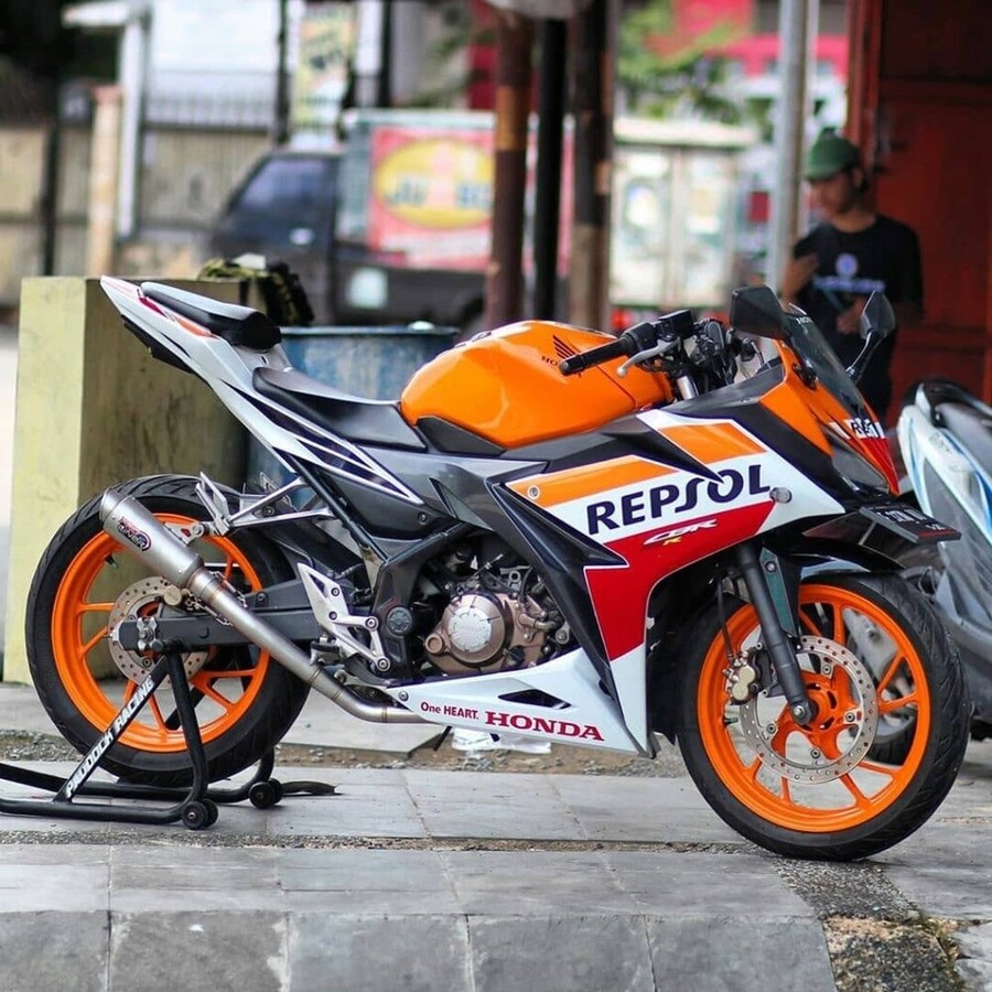 楽天市場 Pro Liner プロライナー Tr1 R フルエキゾーストマフラー タイプ Tr1 R ショート 180mm Cbr150r Honda ホンダ ウェビック 楽天市場店