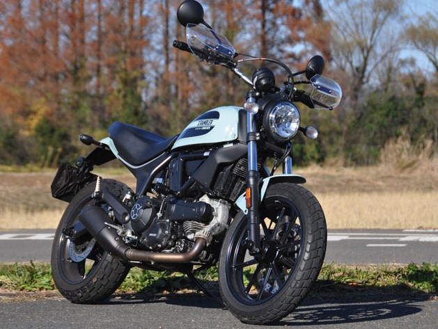 CHIC DESIGN シックデザイン ガイラガントレット SCRAMBLER Sixty2 DUCATI ドゥカティ ハンドガード・ナックルガード ハンドル周辺パーツ ハンドル|ウェビック 店