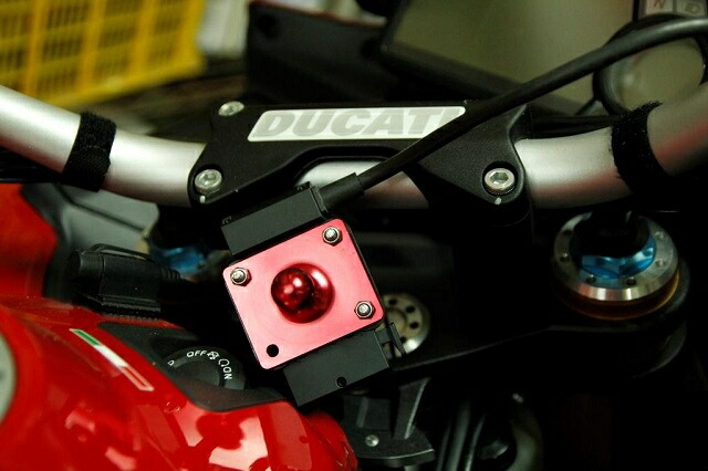 FREECRUISERフリークルーザー各種電子機器マウント・オプションCNCAluminumHookMountKitカラー:ブルーハンドルバー径:19-22mm