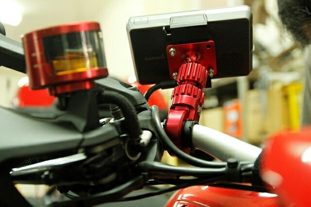 FREECRUISERフリークルーザー各種電子機器マウント・オプションCNCAluminumHookMountKitカラー:ブルーハンドルバー径:19-22mm