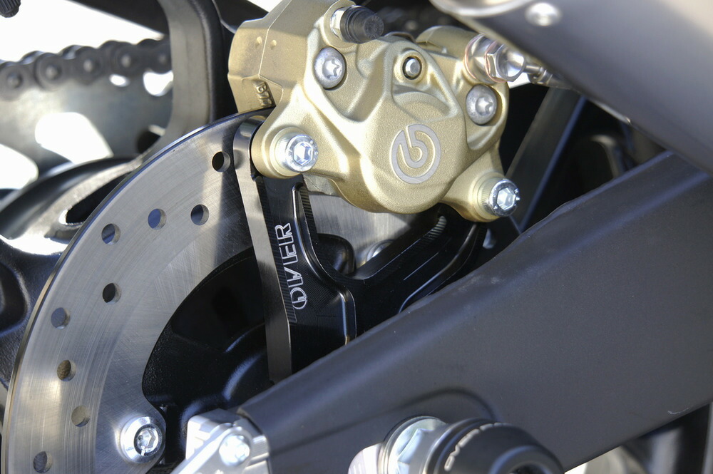 OVER オーヴァー リアキャリパーサポート ブレンボ2P用 YZF-R25 MT-25 MT03 YZF-R3 YAMAHA ヤマハ キャリパーサポート・ブラケット ブレーキ｜ウェビック　店