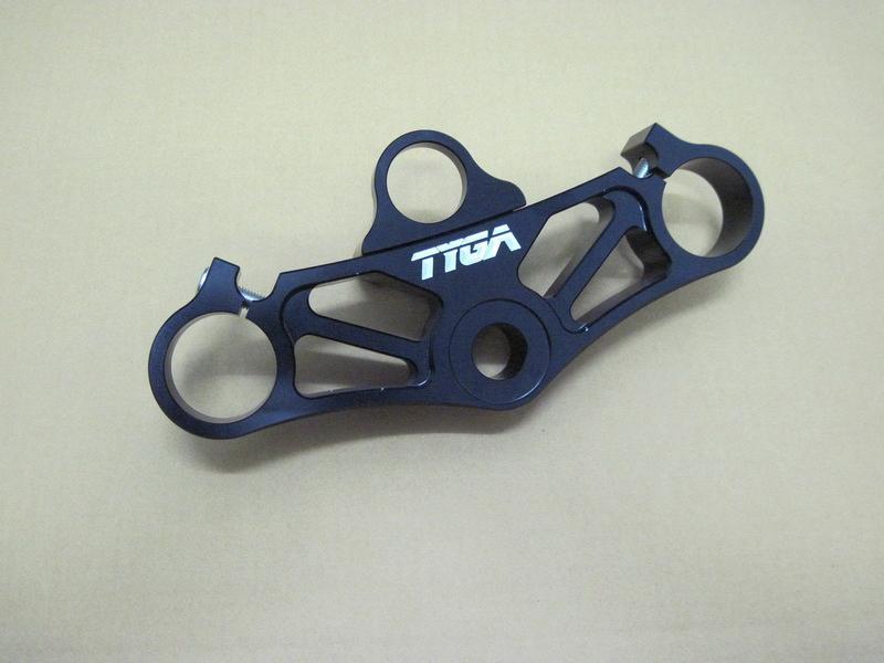 TYGA PERFORMANCE タイガパフォーマンス トップトリプルクランプ セット SV650 1999 SUZUKI スズキ トップブリッジ ハンドル周辺パーツ ハンドル