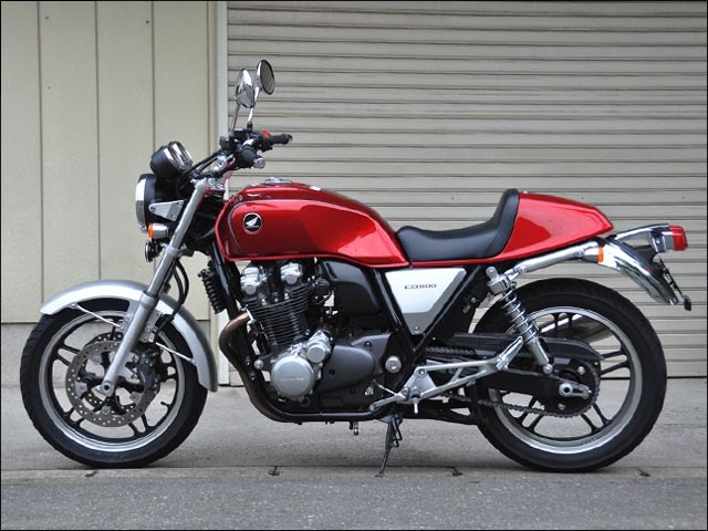 楽天市場 Chic Design シックデザイン スポーツトランクシート Cb1100 Cb1100 Ex ウェビック 楽天市場店