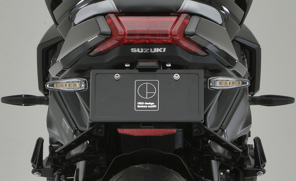 GILD design ギルドデザイン ビレットライセンスホルダー KATANA SUZUKI スズキ フェンダーレスキット フェンダー関連 外装