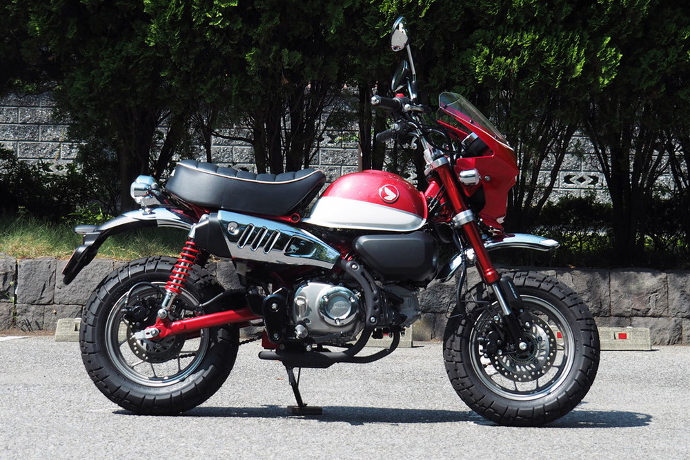 楽天市場 World Walk ワールドウォーク ビキニカウル カラー パールグリッターリングブルー タイプ Aero形状 スクリーンカラー スモーク モンキー125 Honda ホンダ ウェビック 楽天市場店