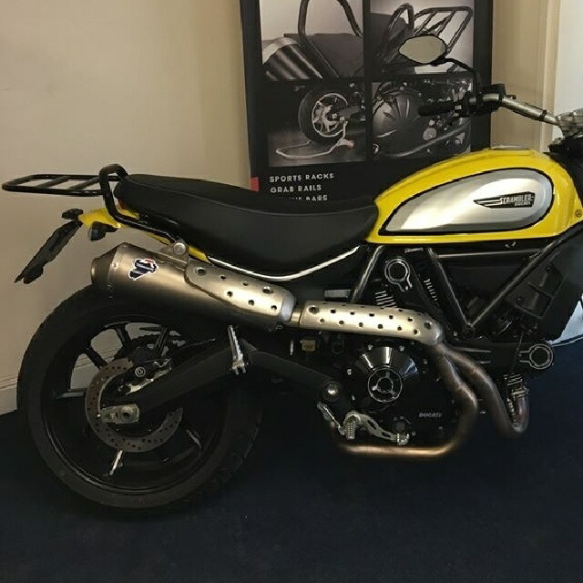 Odax オダックス リアキャリア バイク用品通販 Webike