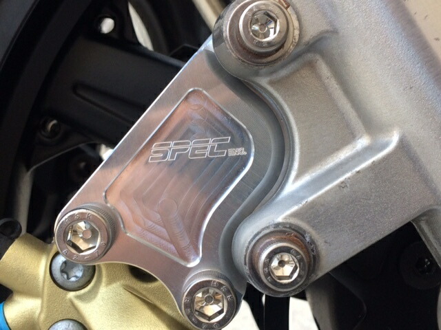 SPEC ENG. スペックエンジニアリング ブレンボキャリパーサポート ブレーキホースセット カラー