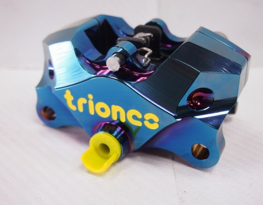 Triones トライオンズ CNC ダブルピストンキャリパー(バーンド チタン カラー) キャリパー ブレーキ｜ウェビック　店 41,434円