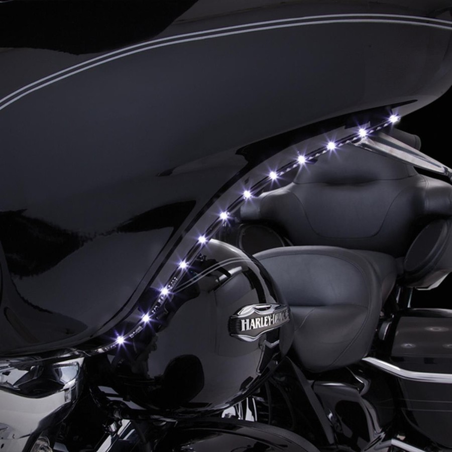CIRO チロ フェアリングトリム BAT BLADEモデル FLHT 2006-2013用【BAT BLADES 06-13 [2350-0387]】 Electra Glide Classic EFI - FLHTC 2007 2013 Injected I 2006 Standard 2009 Ultra FLHTCU Limited FLHTK 2010 Street FLHX Glide-Injected FLHX-I 外装