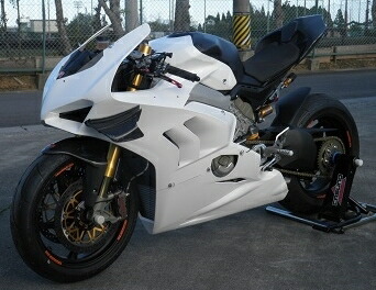 KDCサービス ケイディーシーサービス サイドウイング カーボン PANIGALE V4 R V4S DUCATI ドゥカティ サイドカウル・サイドカバー カウル関連 外装