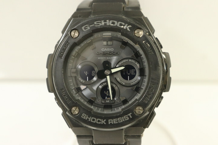 【中古】 CASIO メンズ腕時計 -- G-SHOCK CASIO -- 黒 ブラック ロゴ GST-W300G