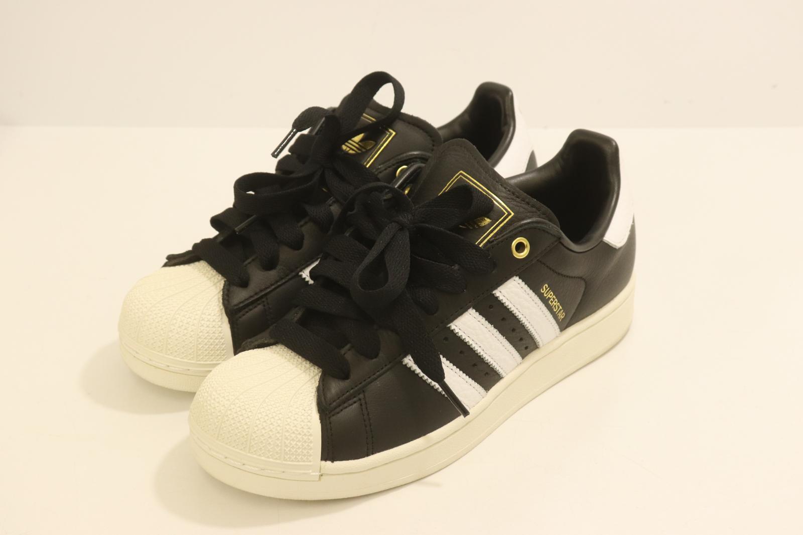 【中古】 adidas メンズスニーカー 26cm SUPERSTAR II adidas 26cm 黒 ブラック 白 ホワイト ロゴ KI0981