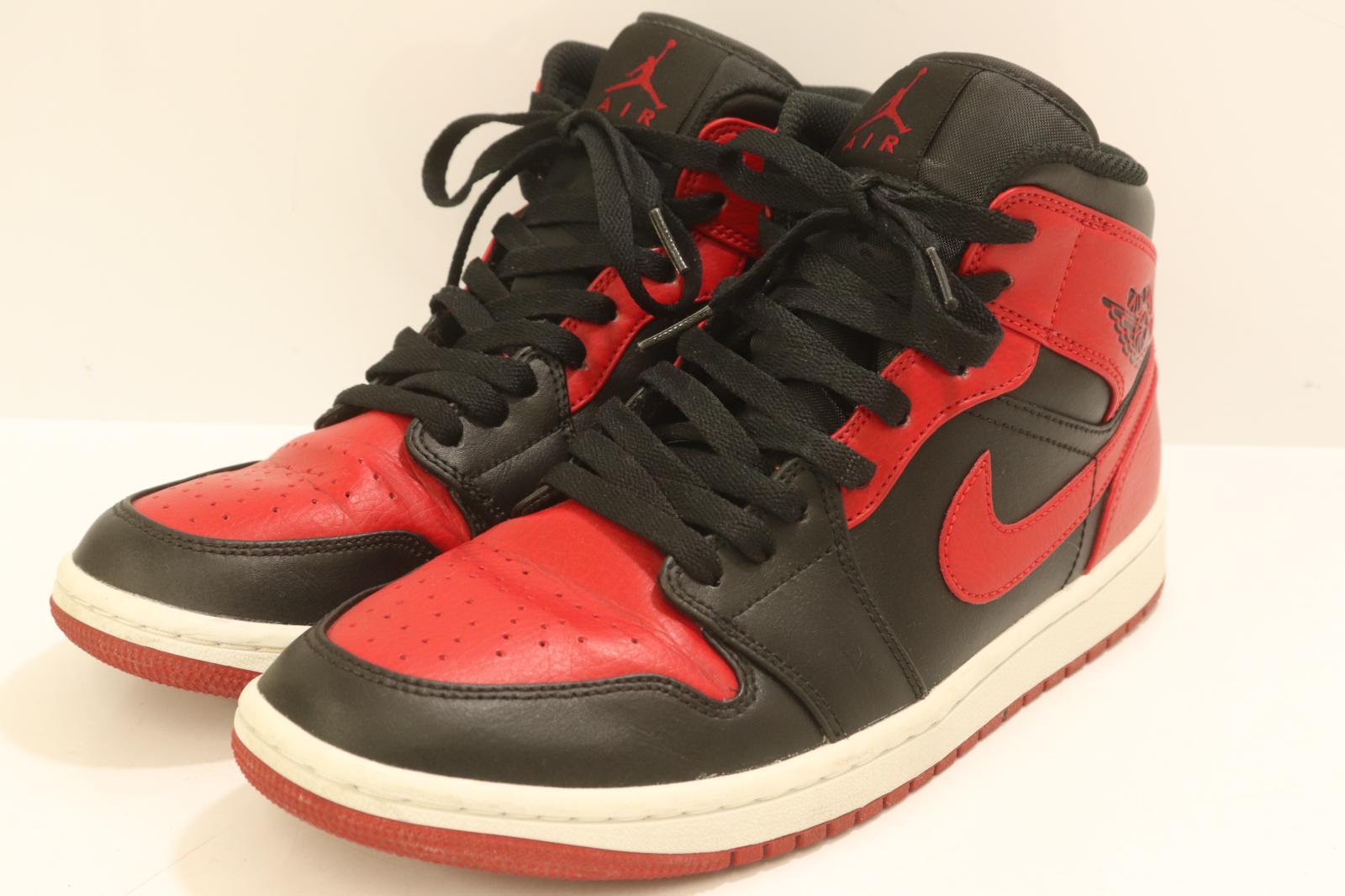 【中古】 NIKE メンズスニーカー 26.5糎 AIR JORDAN 1 MID BRED NIKE 26.5糎 黒 黒いこと 赤 赤いこと