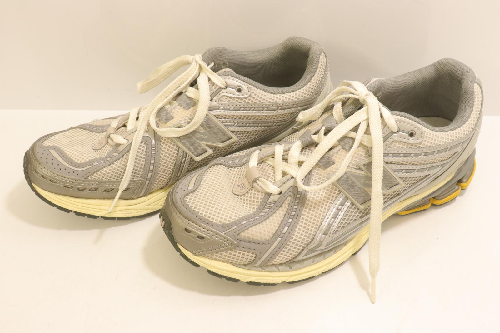 【中古】 NEW BALANCE メンズスニーカー 28糎 M1906RRD NEW BALANCE 28糎 薄墨色 灰 ロゴタイプ