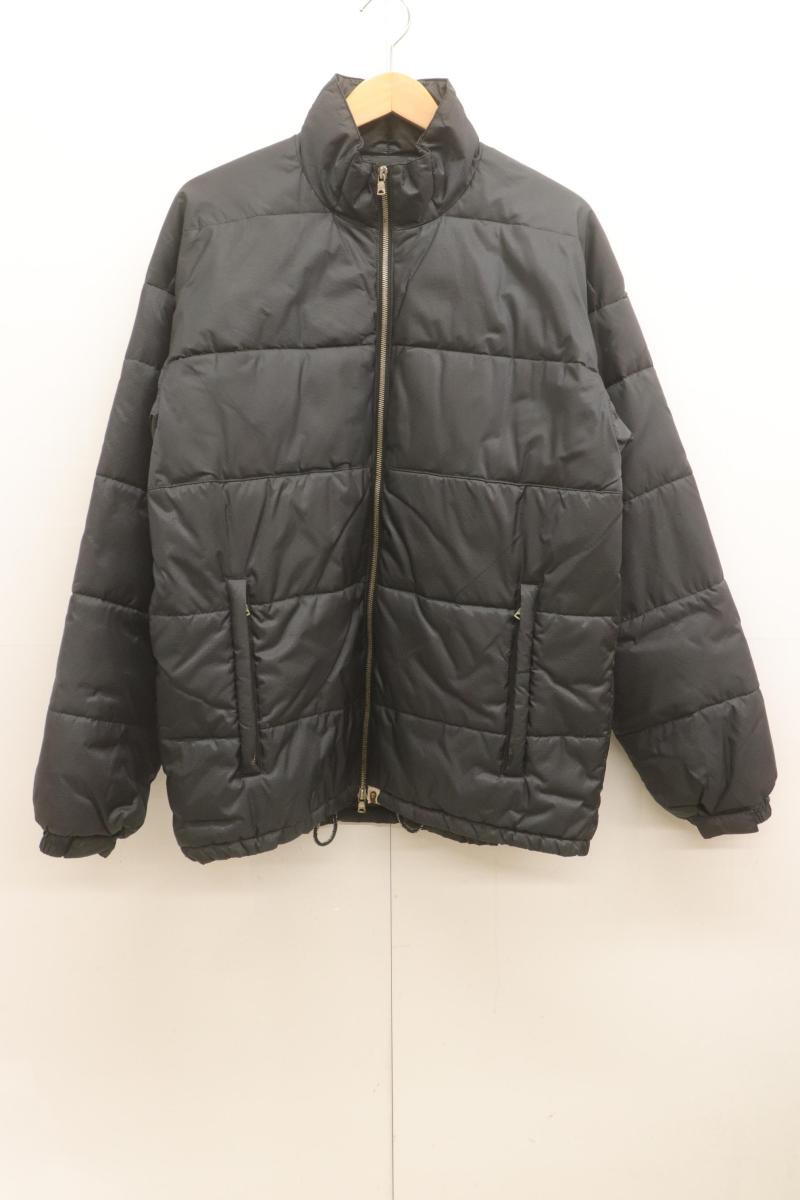 【中古】 A BATHING APE メンズ中綿ジャケット L 中綿ジャケット A BATHING APE x PEEL SLOWLY AND SEE L 紺 ネイビー 無地｜Style（ブランド古着のスタイル）