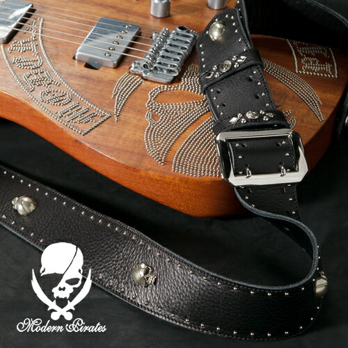 楽天市場】50mm Width Soft Leather Guitar Strap/Pyramid Studs 001