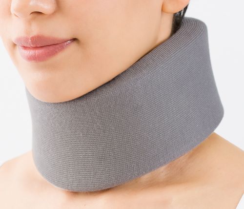 楽天市場】カラーキーパー・U シグマックス S/M/L【頚部固定帯