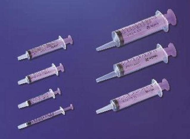 【マラソン限定！3点購入でポイント10倍！※要エントリー】【旧規格】ニプロ シリンジ 1ML LGカテーテル バイオレット 1mL 100本入 08-069 カテーテルチップシリンジ 胃ろう用シリンジ