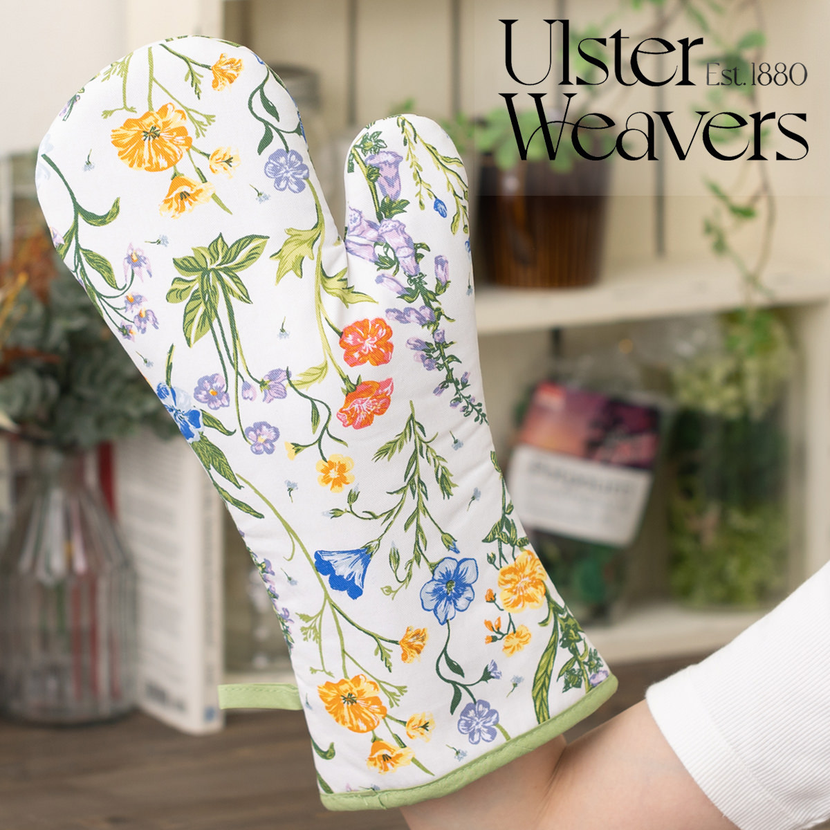 アルスターウィーバーズ Ulster Weavers 英国王室御用達メーカー ミトン グローブ ガントレット Dog Days 犬 オレンジ パッド入り 片手のみ プレゼント ギフト 新生活 新居 引越し祝い 新築 子供 家 おうち おしゃれ画像