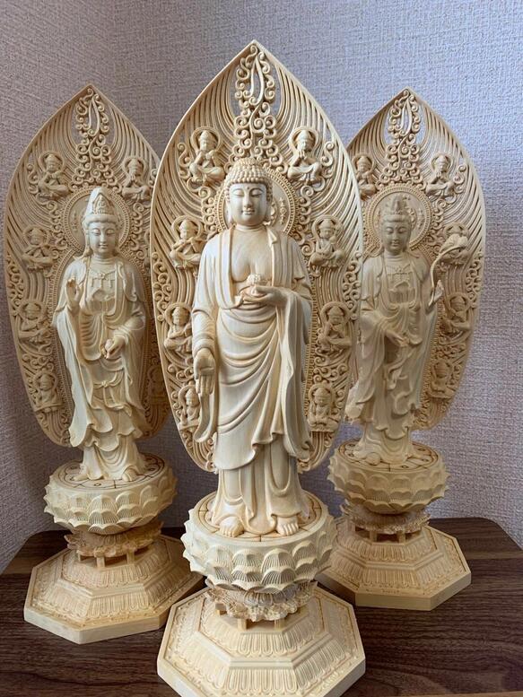 仏像 阿弥陀三尊像 【阿弥陀如来、観音菩薩、勢至菩薩】 檜木 (一体のサイズ約)高43cm×幅14cm×奥行14cm 木彫 仏具 三体セット