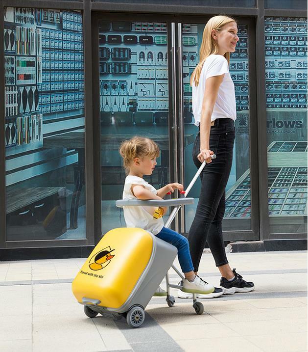 お母さんの子供専用イエローダックスーツケース，機内持込　子供用ガードレール付き