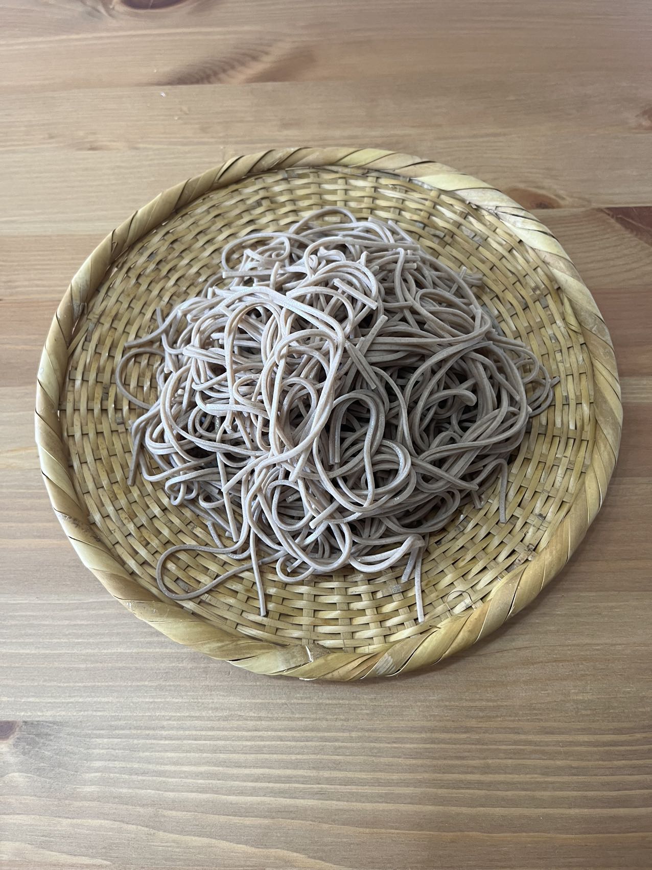【20枚書き割り】ソバざる 竹ざる ソバ皿 手作り目の前ざる 差しわたし約24糎 戸隠風 (真っ盛り準拠集団 大盛り一人前) 20枚書き割り 年越し目の前ざる