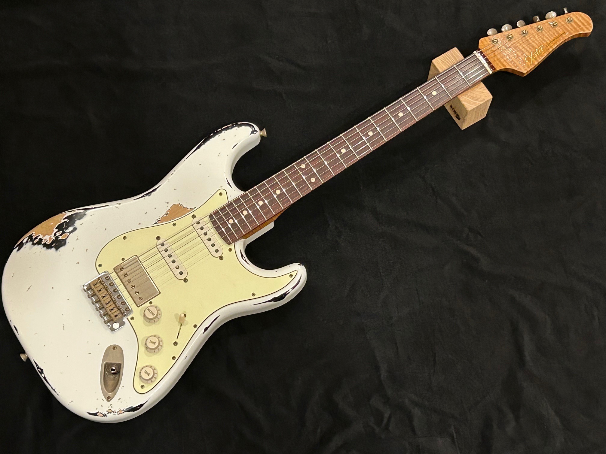 コンポーネントギター　24f xs_24f_ssh_com_all1.jpg