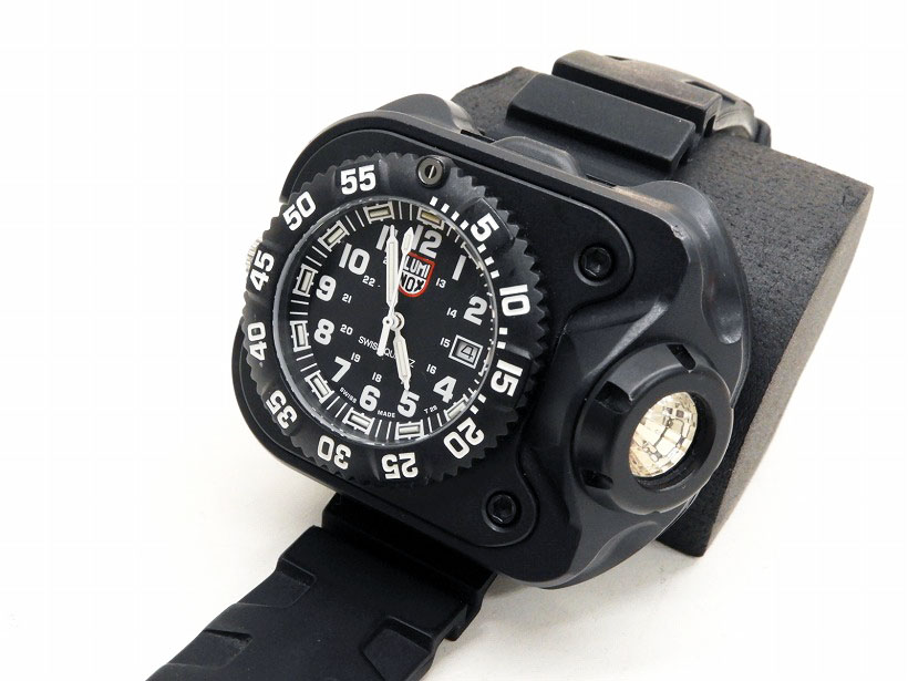 楽天市場 Surefire 2211 Luminox ルミノックス リストライト 中古 ランクb 欠品なし Surefire エアガンドットジェーピー