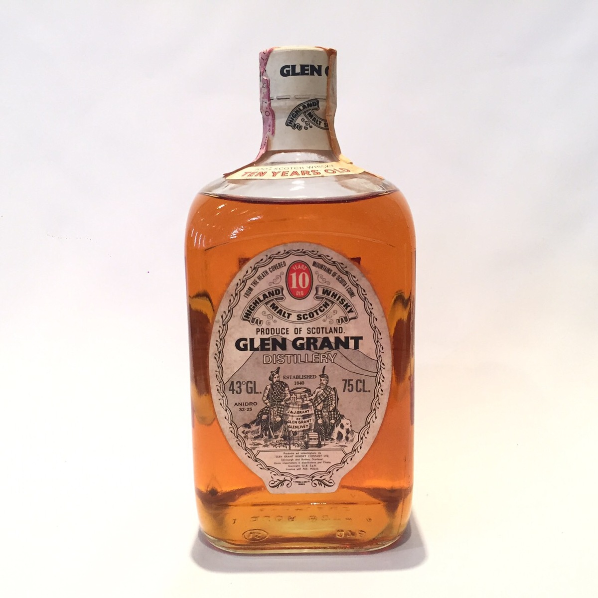 グレングラント Glen Grant Original Bottling 10 Years old 43&deg; GL. / 75 CL. black box Giovinetti G.I.B.-S.p.A.｜WHISKY SHOP