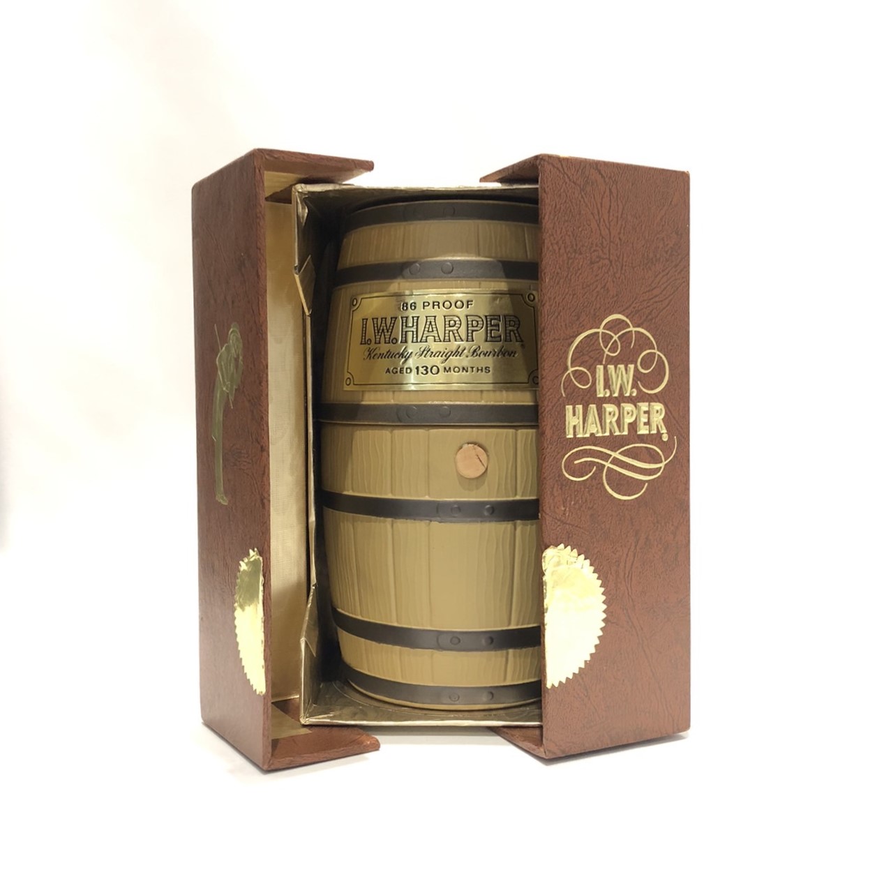 楽天市場】【訳あり 封緘テープ切れ】ハーパー 樽型デキャンタI.W. HarperAged 130 months86 PROOF / 4/5  QUART : WHISKY SHOP